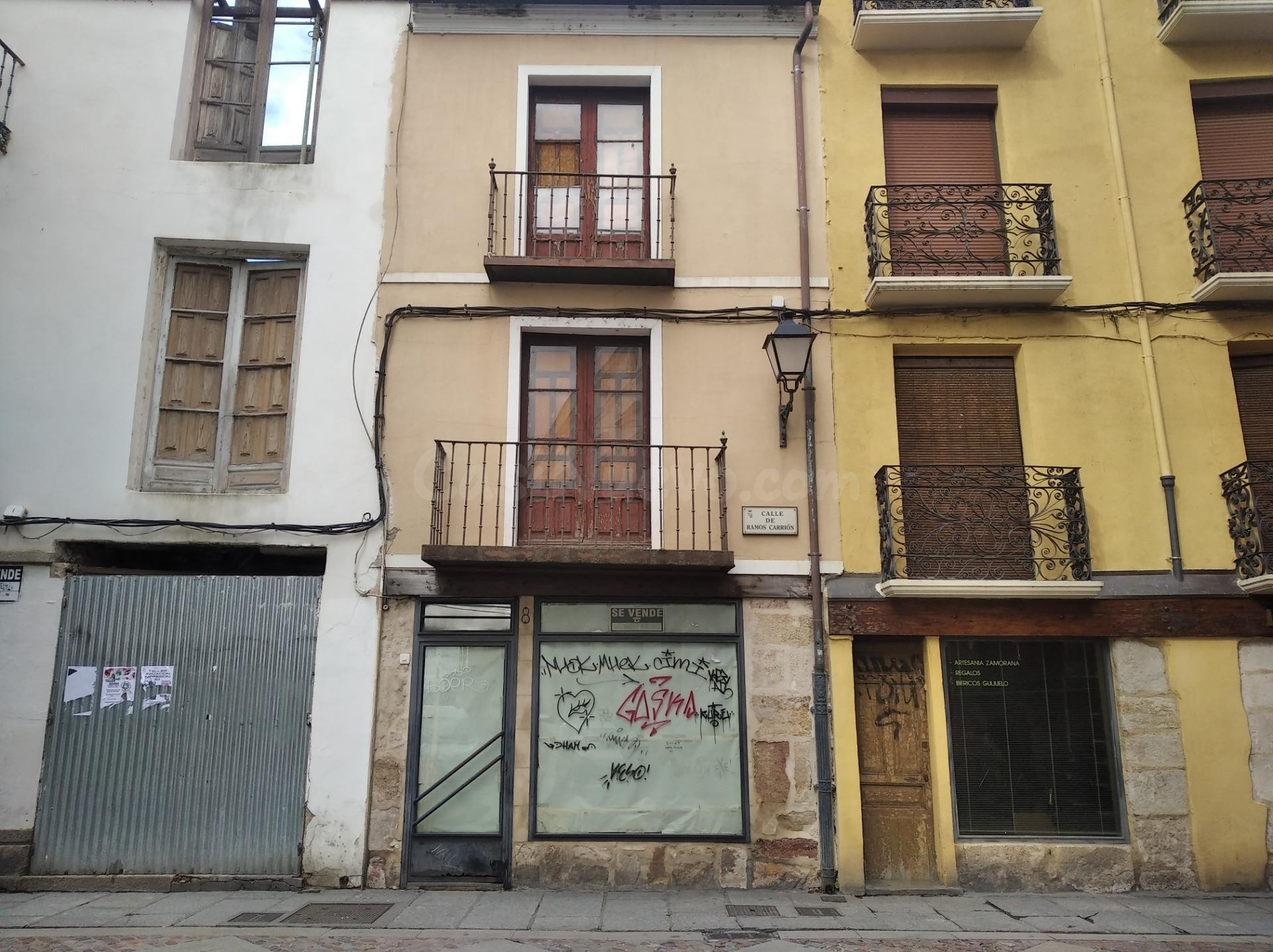 VENTA EDIFICIO EN ZAMORA CASCO ANTIGUO, VIVIENDA, LOCAL Y TERRAZA