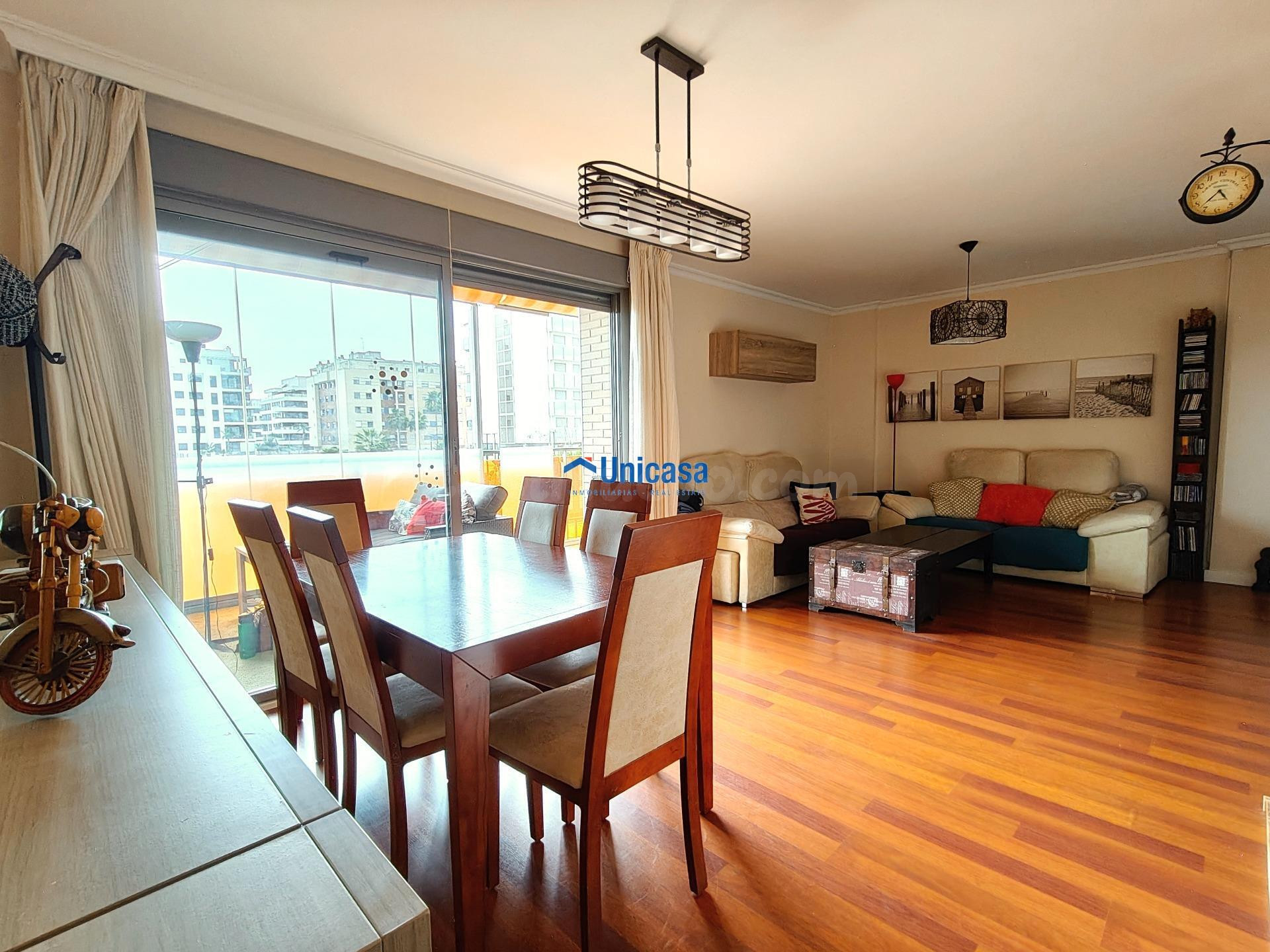 ¡Tu dúplex ideal en Calle María Casares te está esperando!