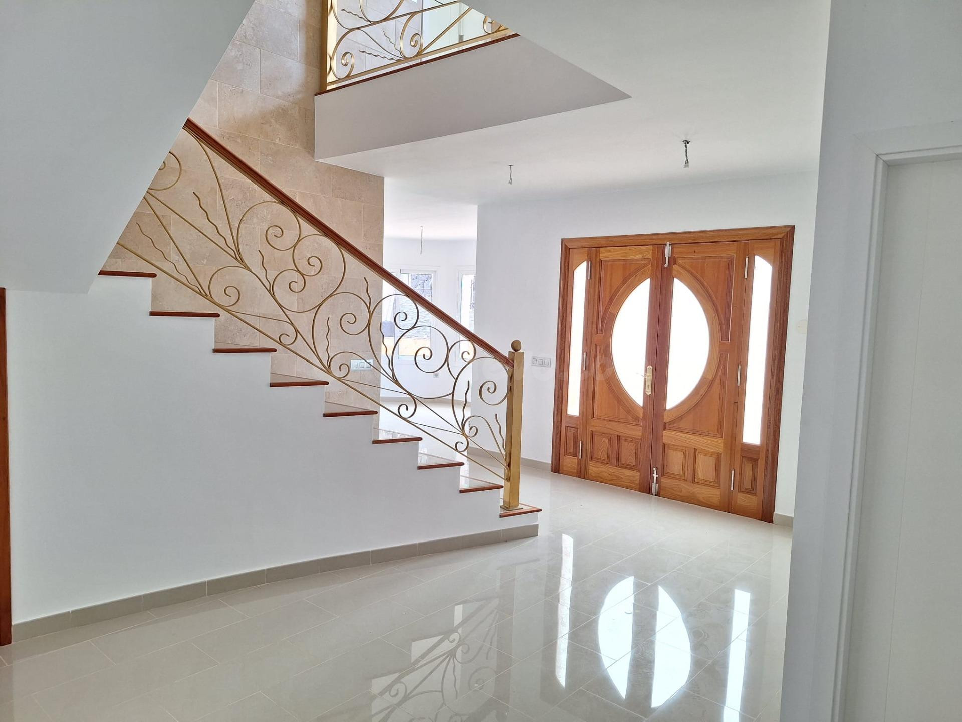 Magnífico chalet independiente a estrenar en Garachico