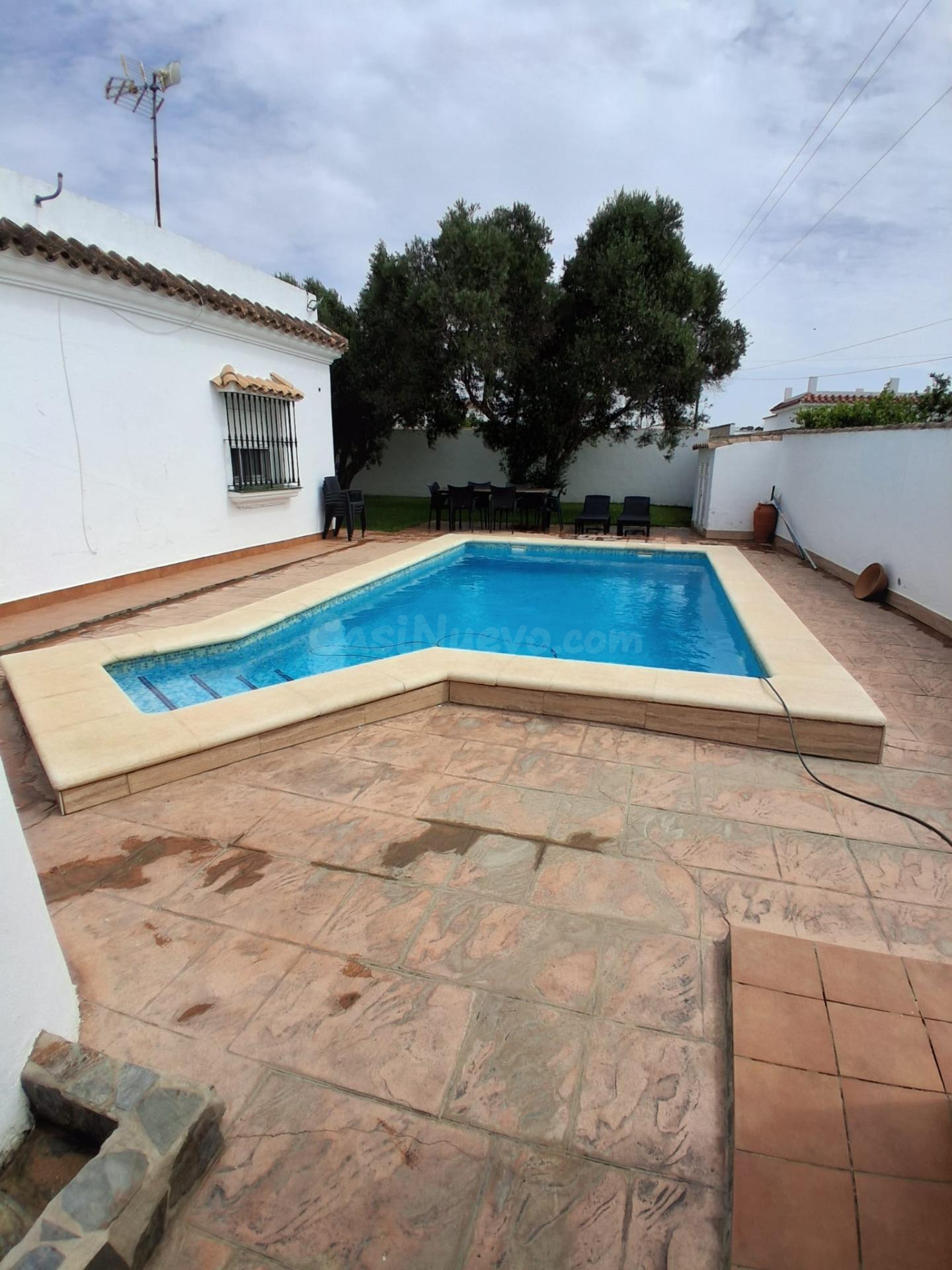 CHALET EN EL COLORADO (CONIL): PISCINA, LICENCIA TURÍSTICA Y - foto 4