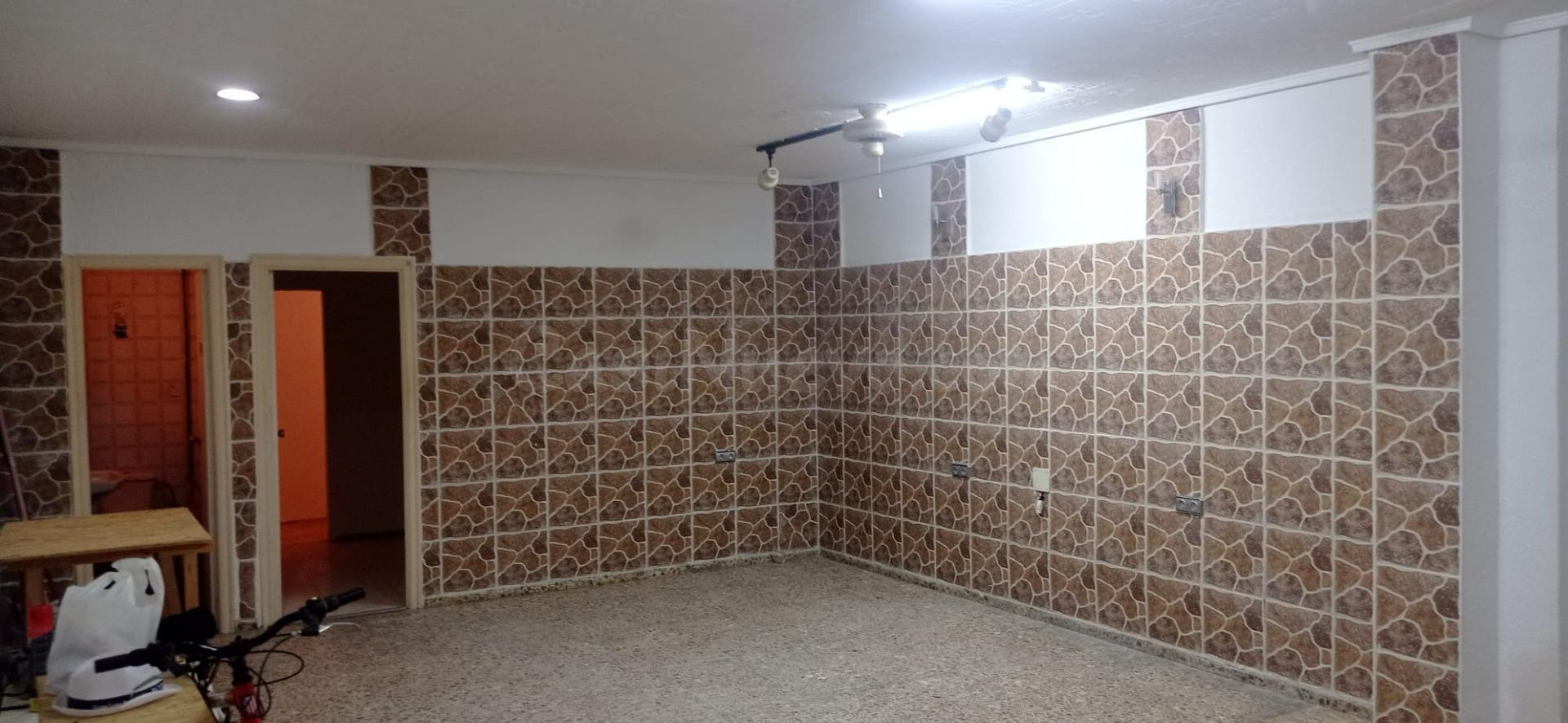 LOCAL COMERCIAL EN CALLE LA TORRE POR SOLO 57.000€ - foto 3