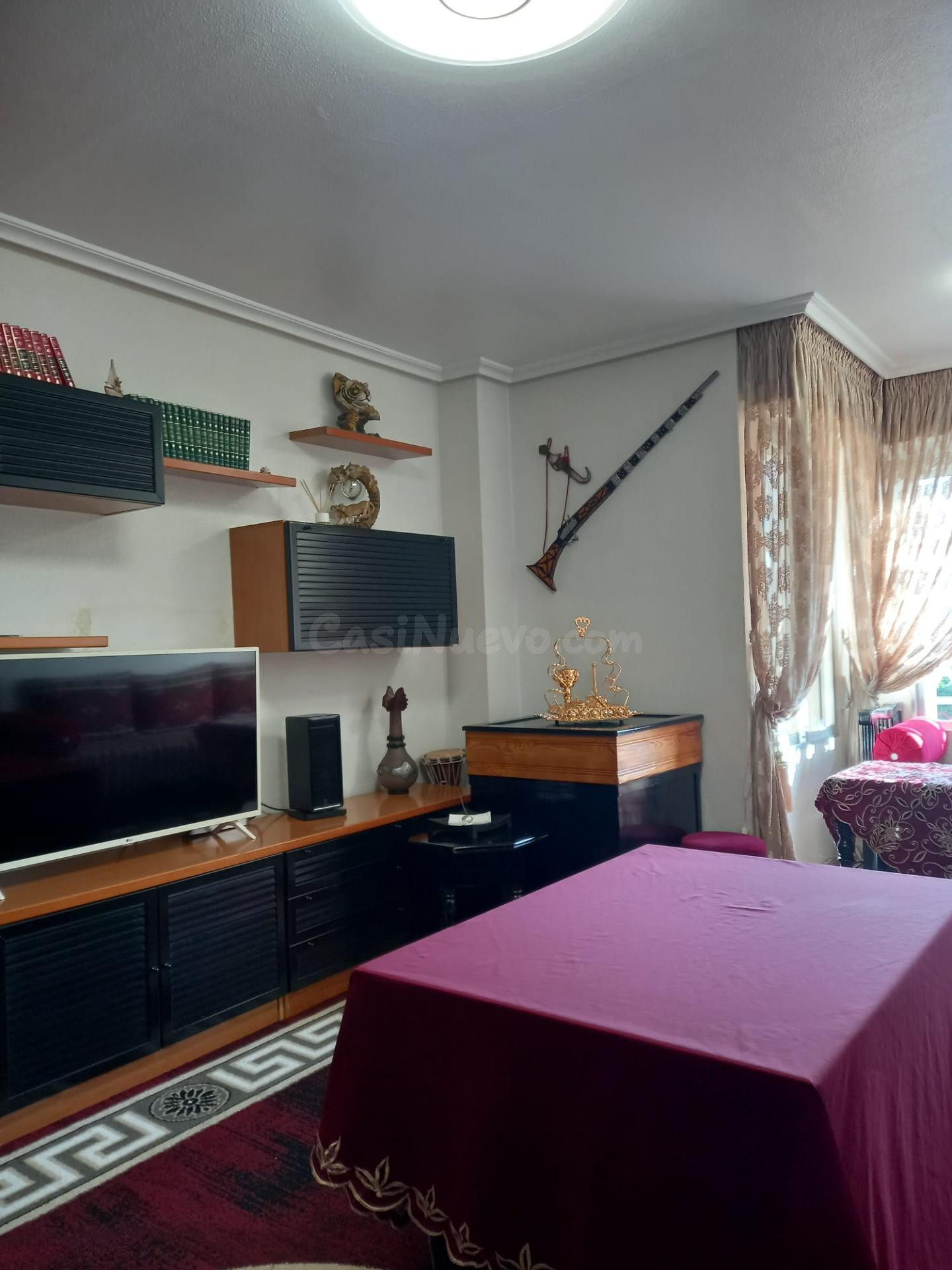 ¡¡¡ AMPLIA VIVIENDA CON ASCENSOR Y PLAZA DE PARKING !!!