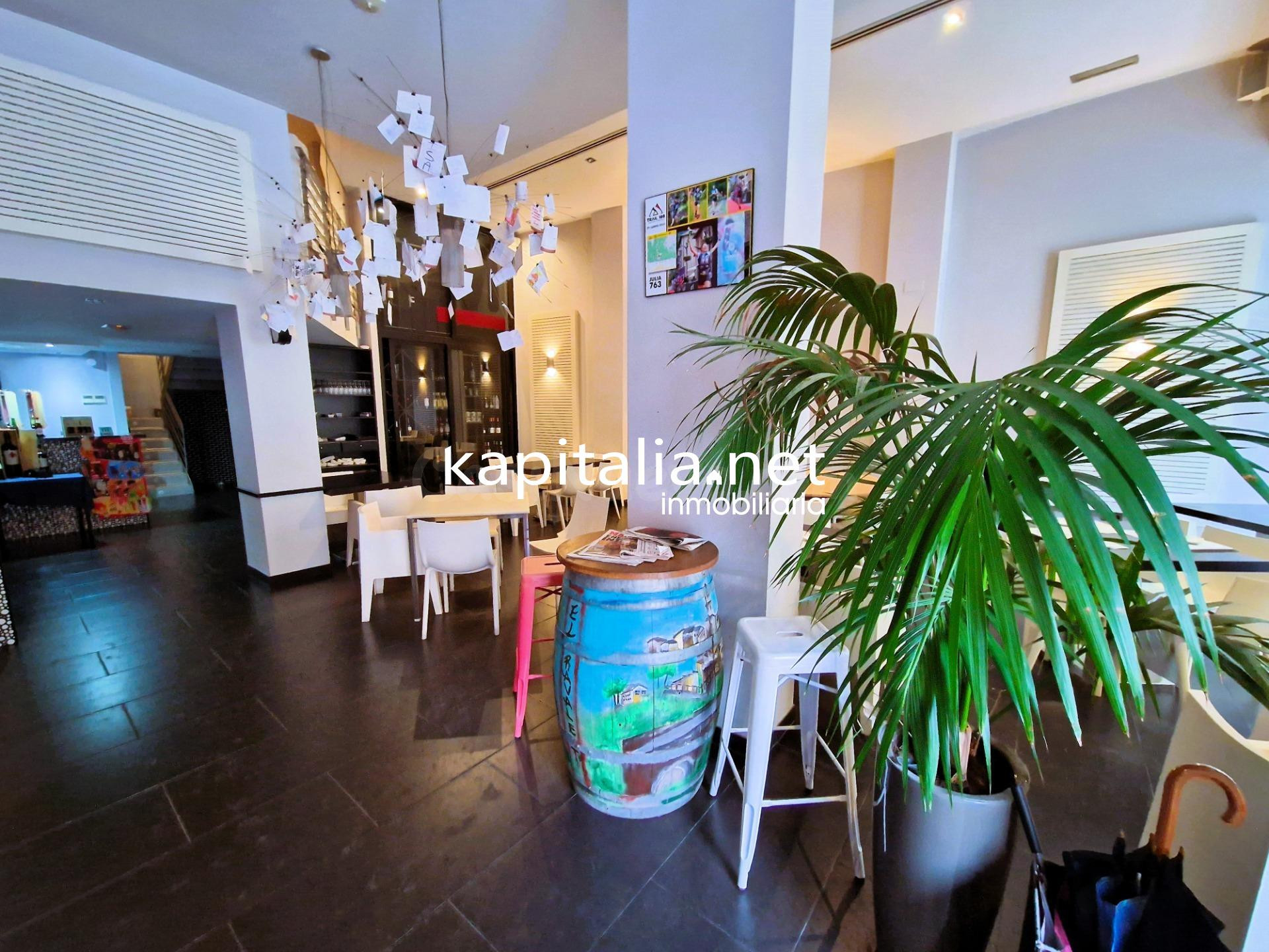 Traspaso de restaurante en funcionamiento en Bocairent. - foto 4