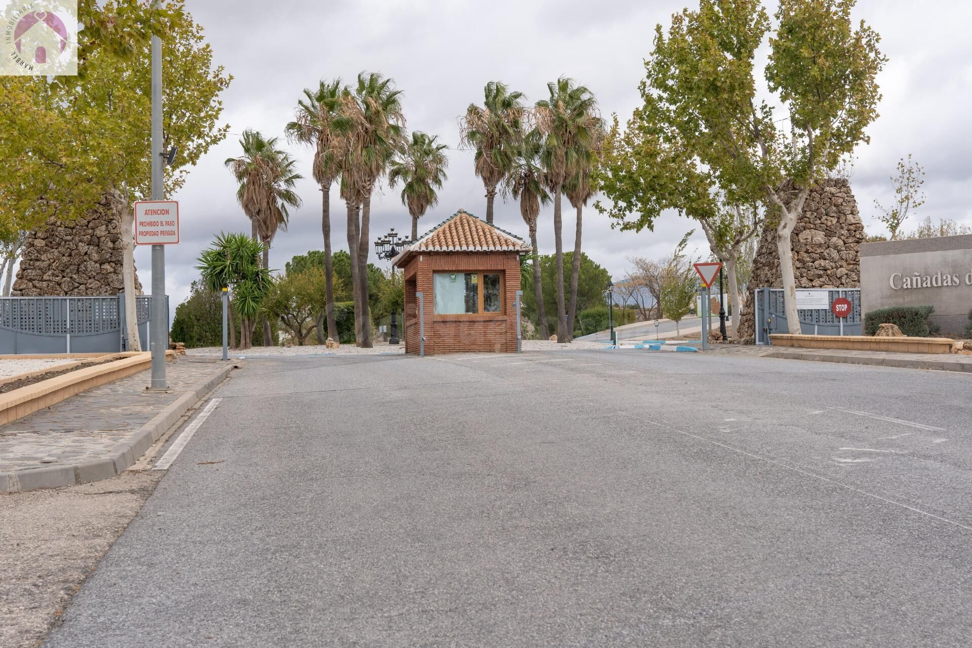 VENTA DE PARCELA EN LA URBANIZACIÓN CAÑADAS DEL PARQUE