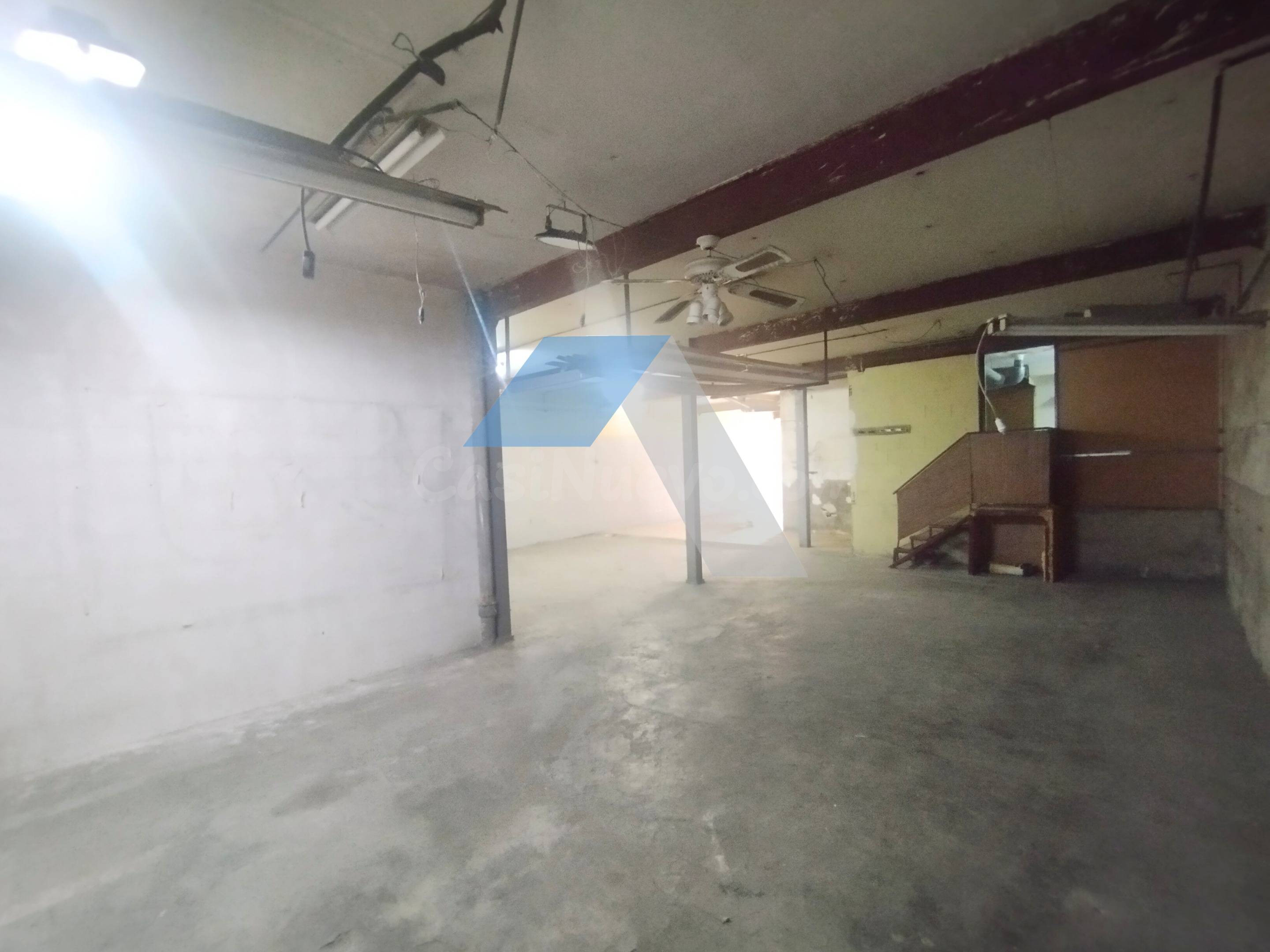 Local Comercial de 110 m2 en Carolinas Bajas Ideal para Tall - foto 4