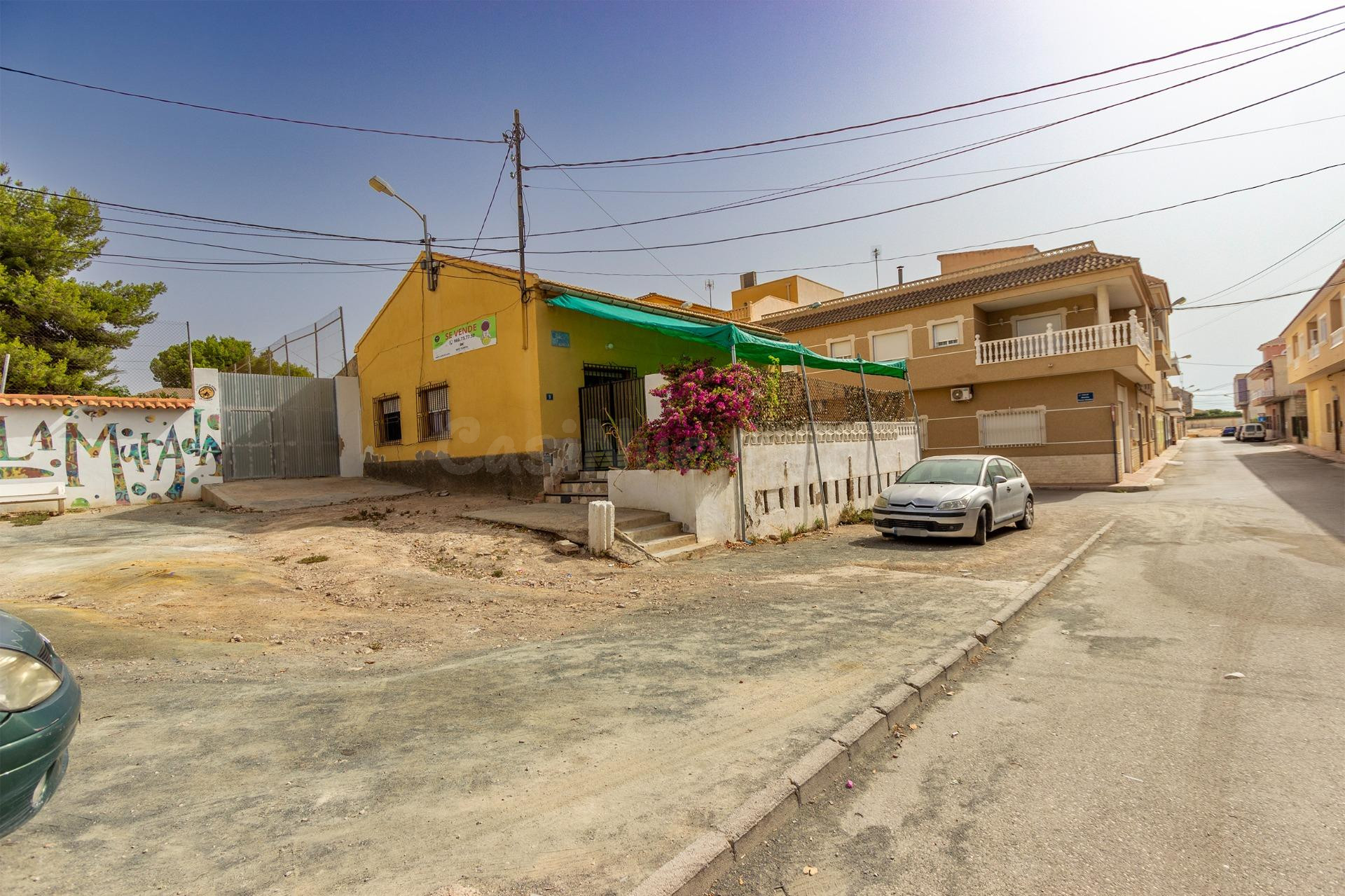 ✨ OPORTUNIDAD ÚNICA: SOLAR URBANO DE 360 M2 EN EL CORAZÓN DE - foto 3