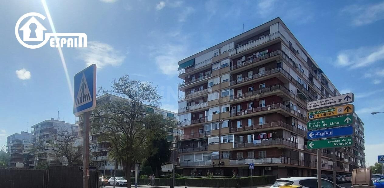 CASABANCO VENDE LOCAL COMERCIAL EN BADAJOZ