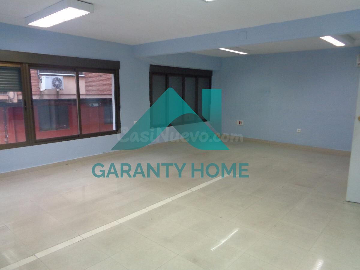 Se alquila o se vende despacho de 150m. en el centro - foto 5
