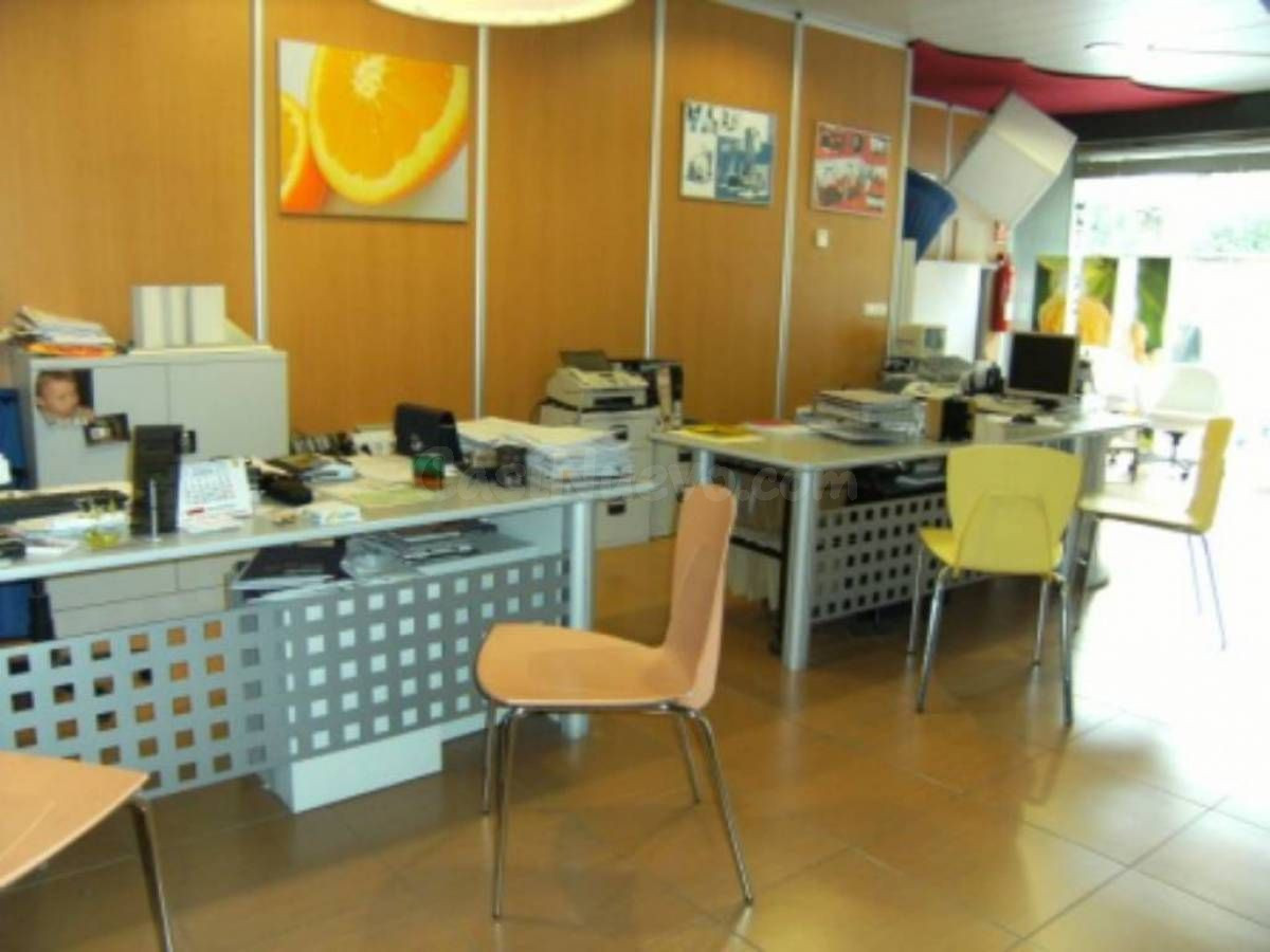 LOCAL COMERCIAL - foto 2