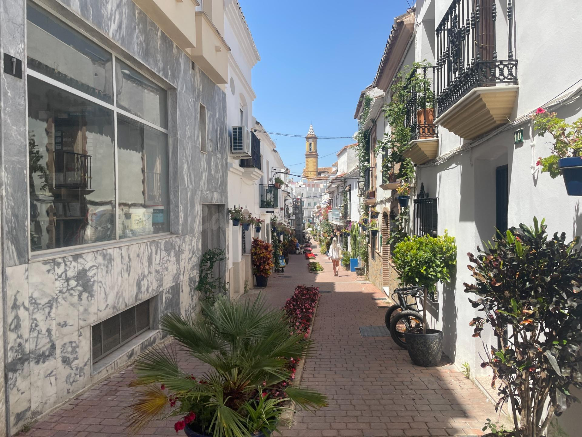 Casa de pueblo reformada en Estepona | CABANILLAS REAL ESTAT