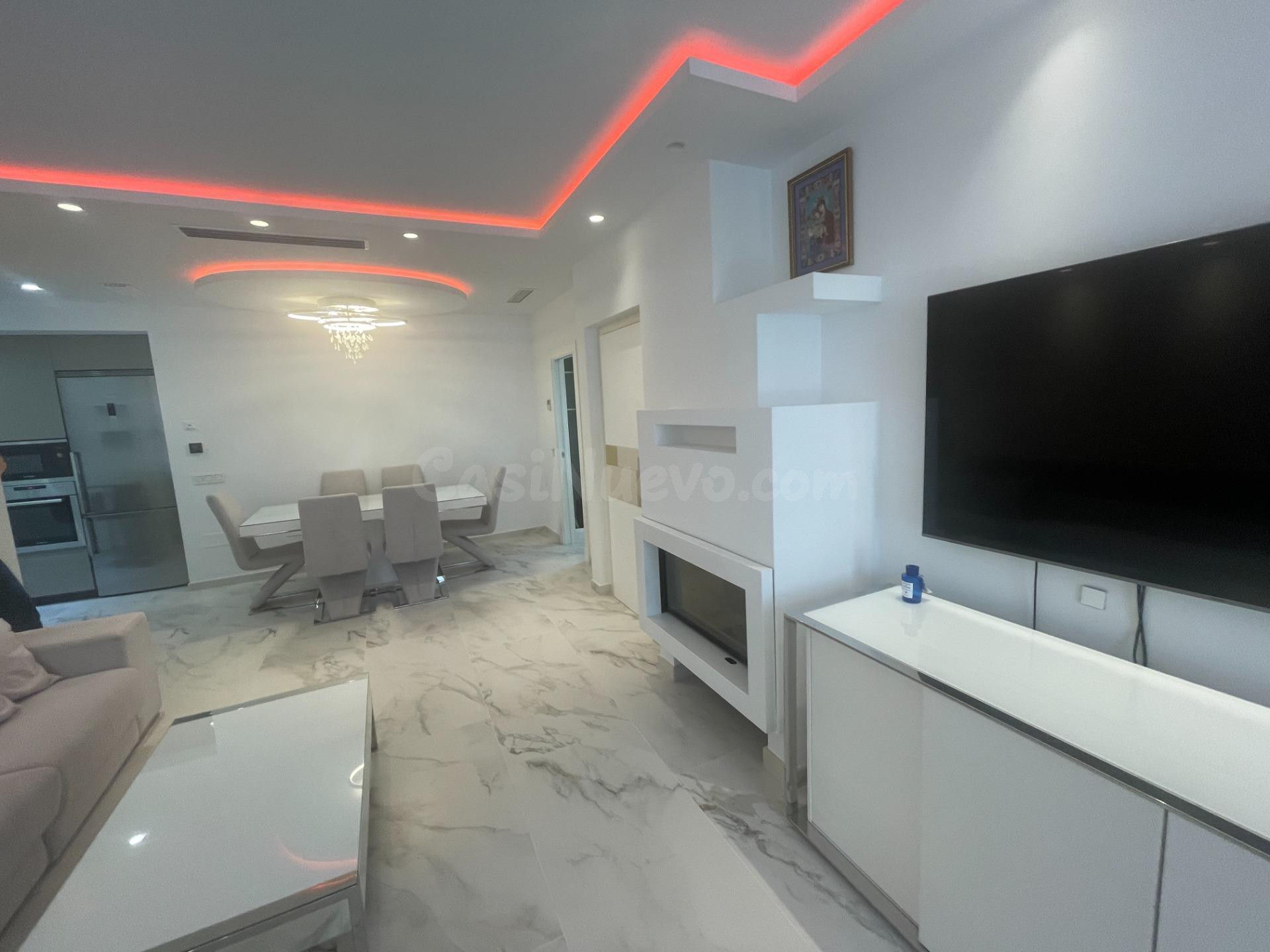 Casa de pueblo reformada en Estepona | CABANILLAS REAL ESTAT - foto 3