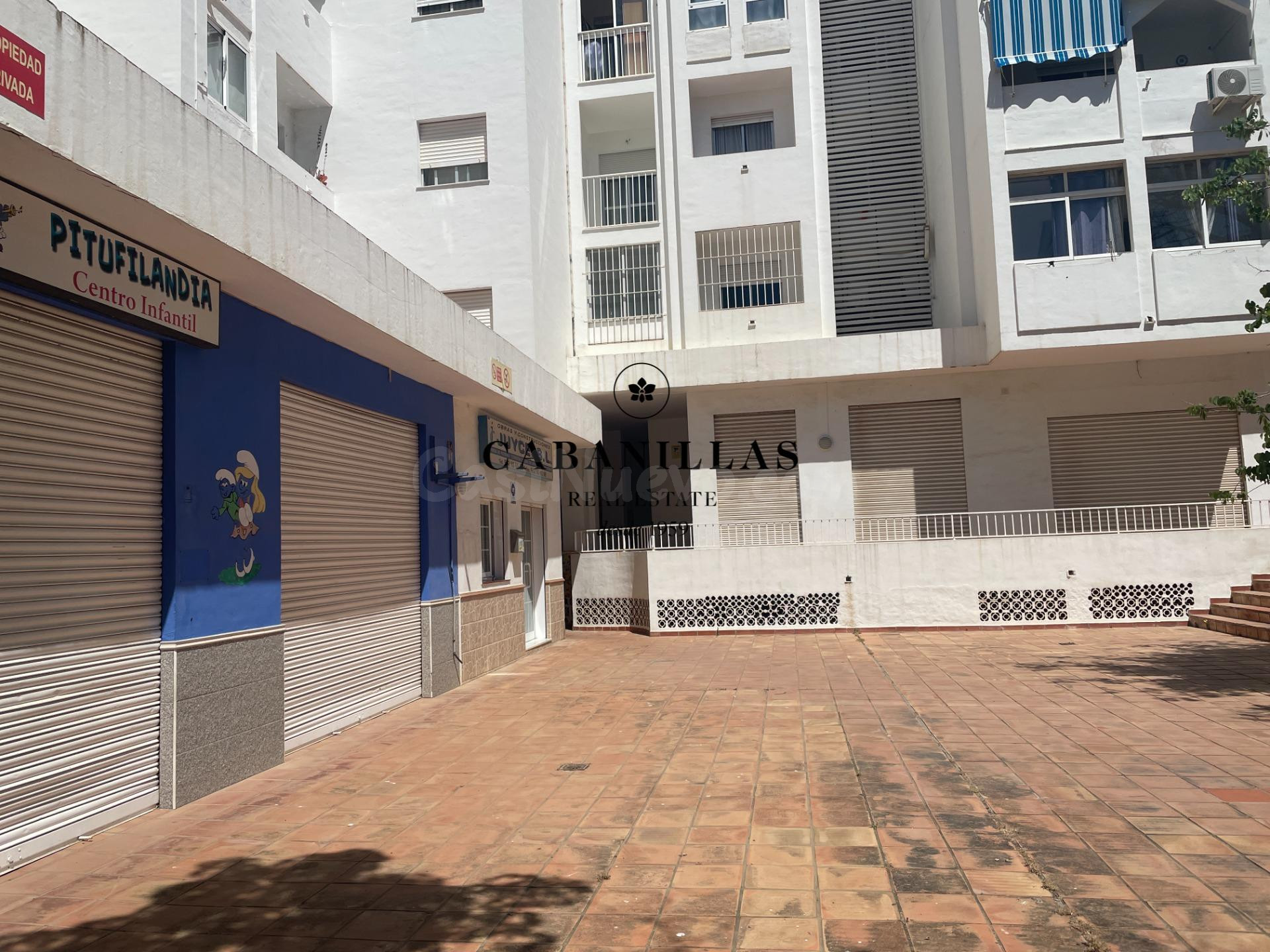 Local comercial en venta en Estepona | CABANILLAS REAL ESTAT - foto 2