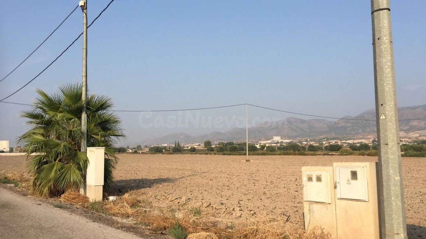 SE VENDE PARCELA 5000 mt2 URBANA EN LA HOYA-LORCA CON LUZ - foto 2