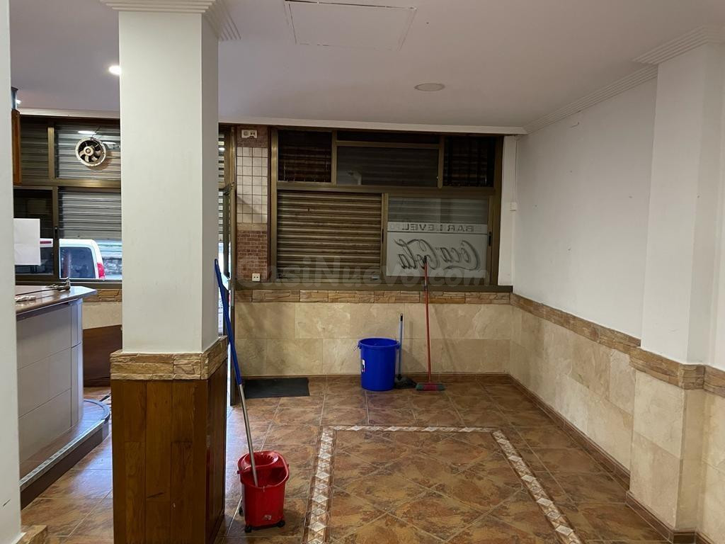 SE ALQUILA LOCAL COMERCIAL