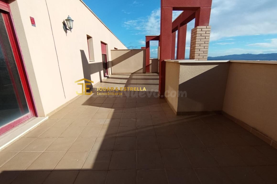 Estupendo Ático en Puerto Lumbreras - foto 2