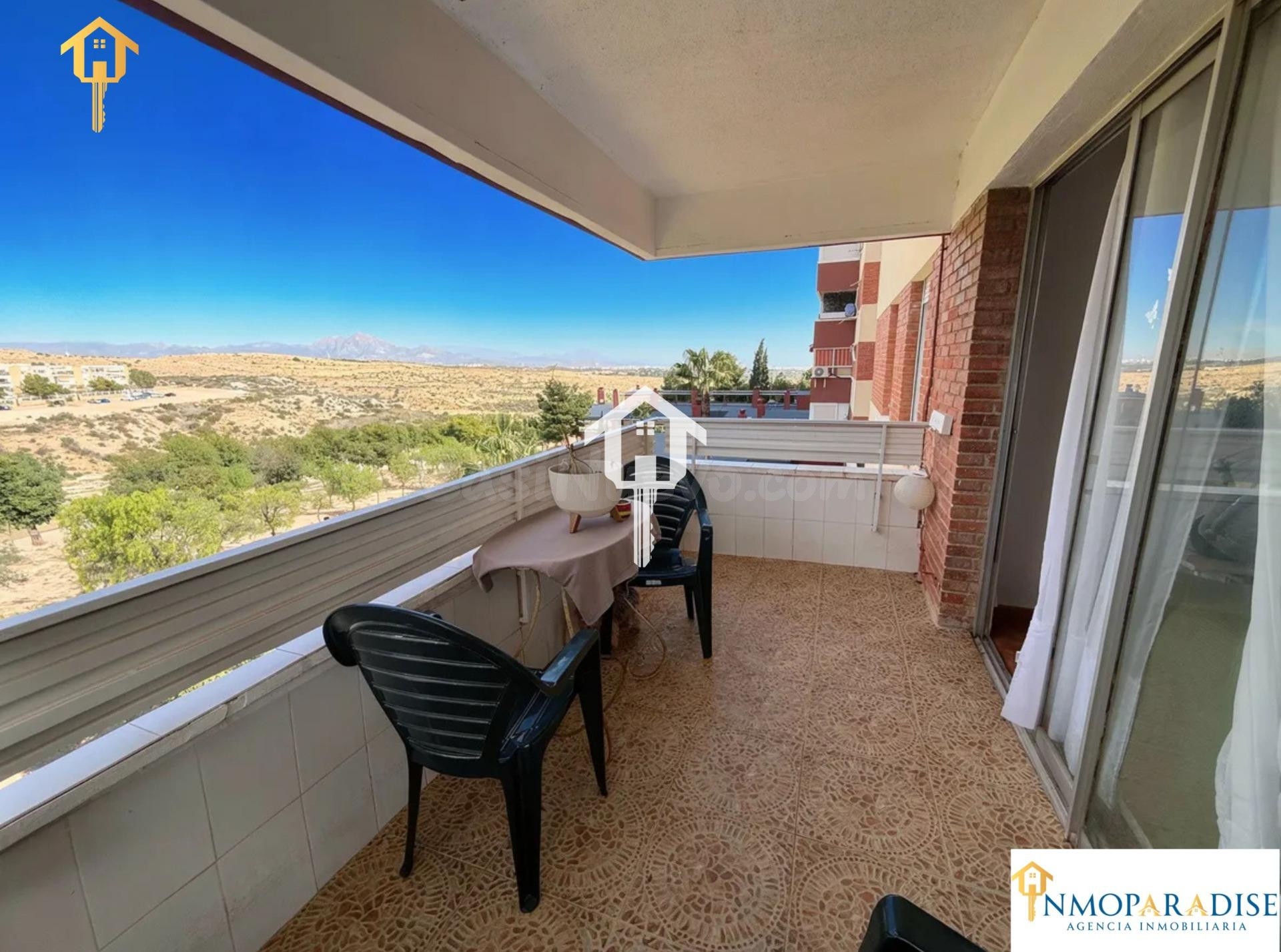 PISO EN VENTA EN CIUDAD ELEGIDA, ALICANTE, CON TERRAZA, PISCINA, GARAJE Y TRASTERO