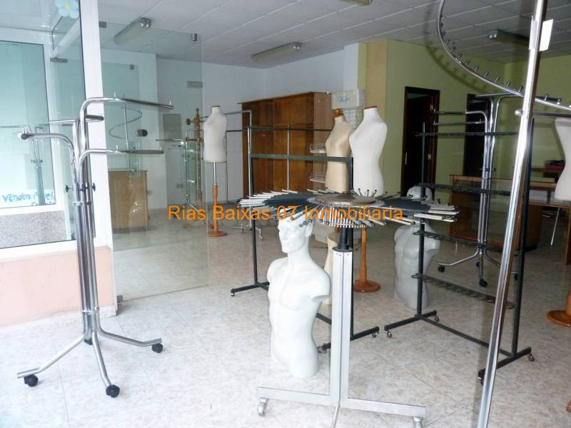 REF-2289 LOCAL COMERCIAL 150 m2 O PORRIÑO