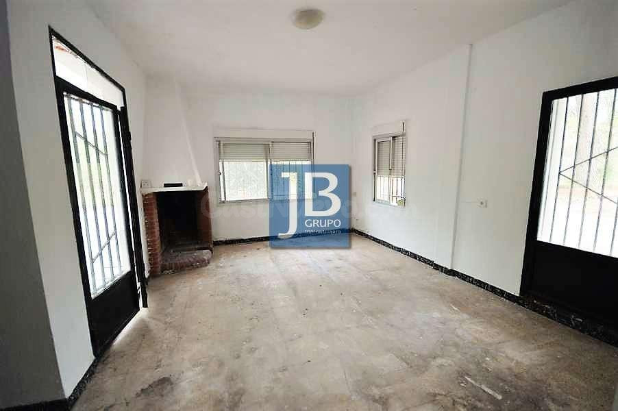 Chalet económico para reformar en Xàtiva. - foto 3
