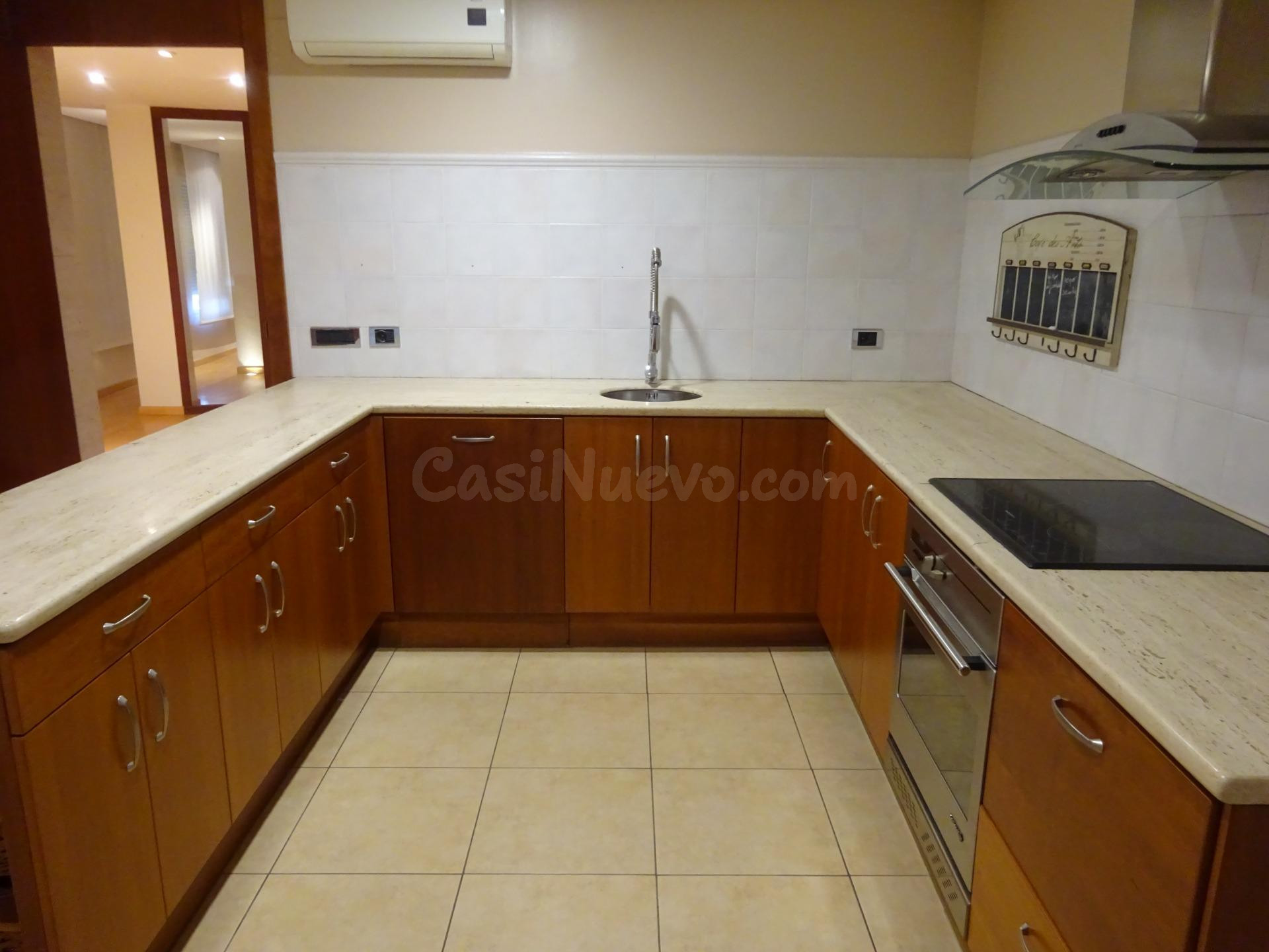 ATICO DUPLEX CON ASCENSOR Y GARAJE EN ZONA CENTRO - foto 3