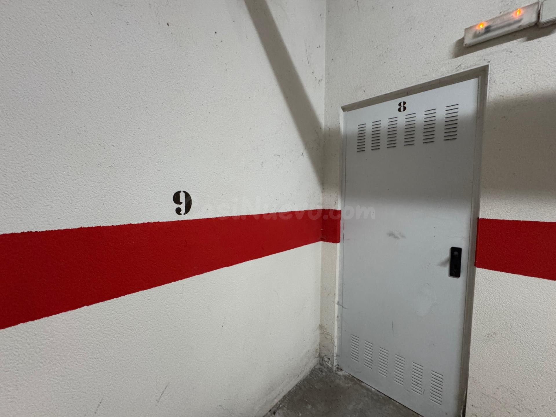 CASABANCO VENDE PLAZA DE GARAJE + TRASTERO EN BADAJOZ - foto 2