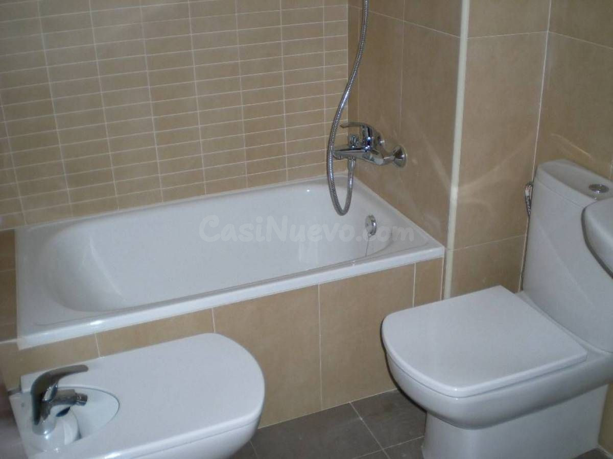 PISO DE OBRA NUEVA EN VENTA - foto 2