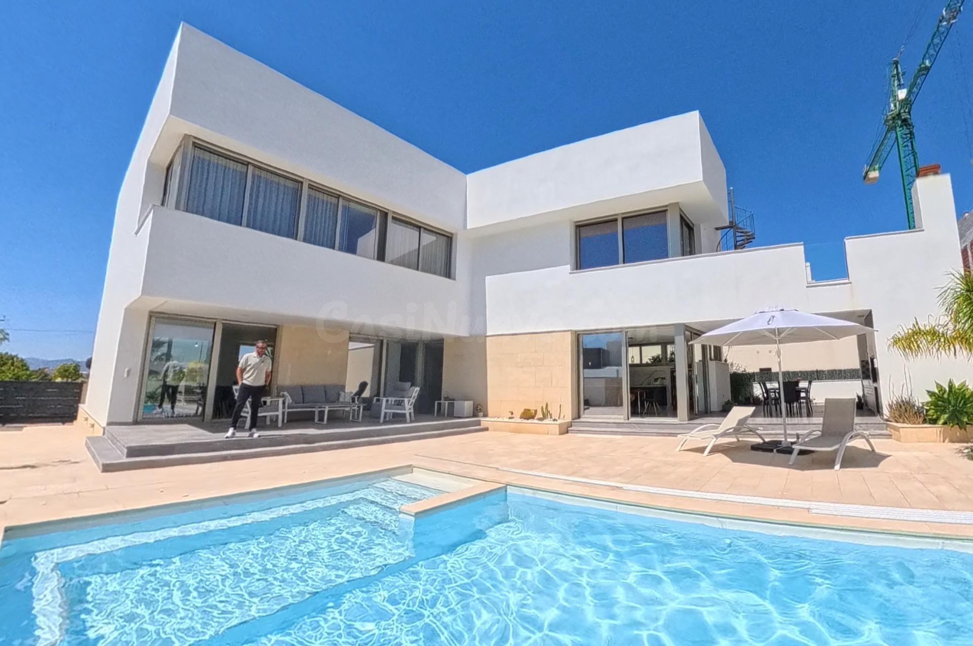🏡 Un Sueño Hecho Realidad en Benijófar