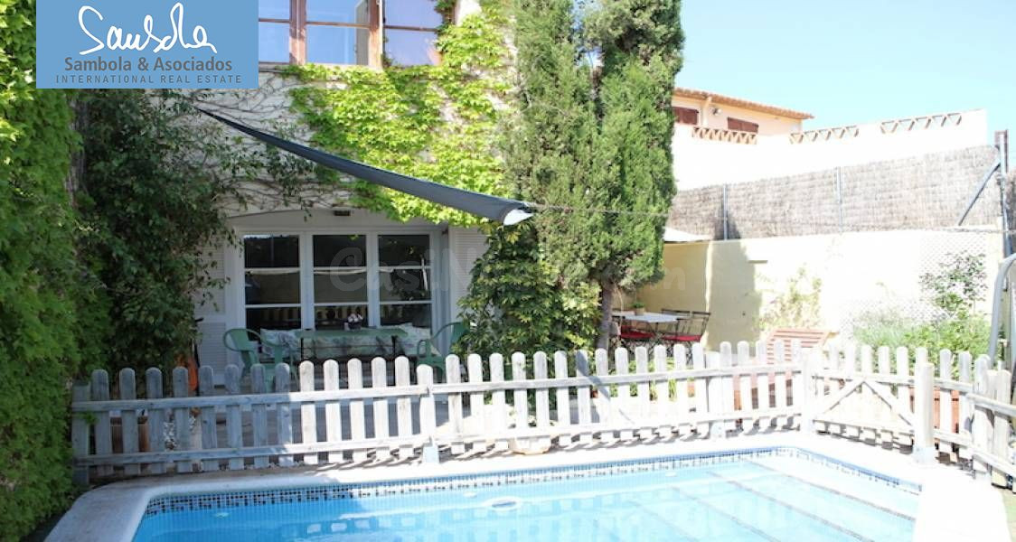 Exclusiva casa de estilo rustico con piscina - foto 2