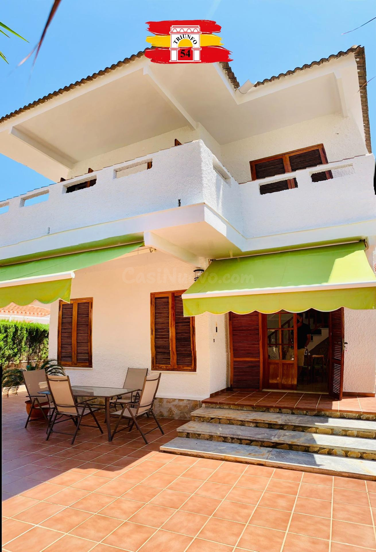 Chalet independiente en la zona del Pueblo Latino - foto 3