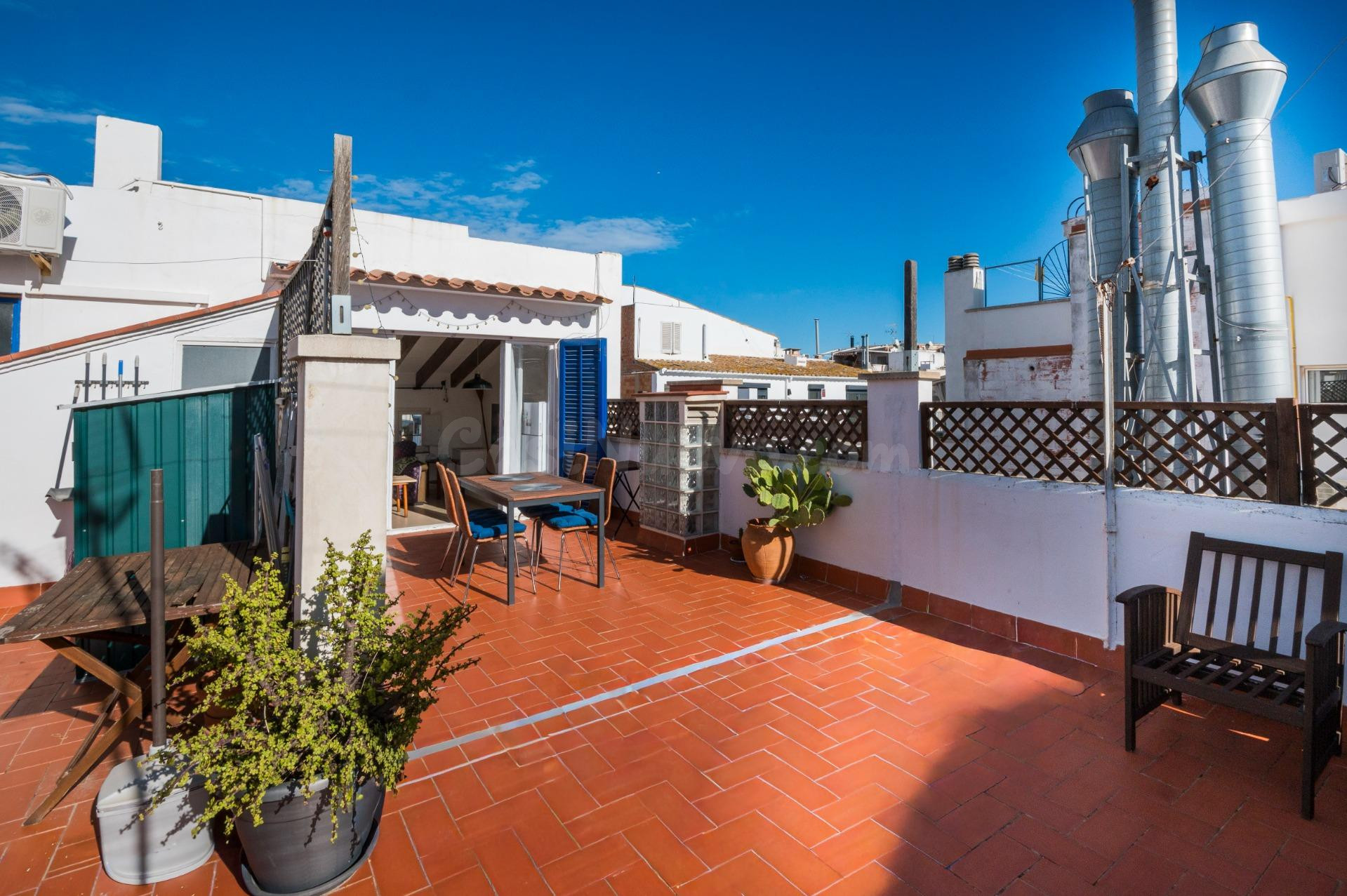 ESTUDIO con Gran Terraza en el Corazón de Sitges - foto 5