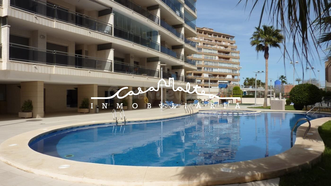 APARTAMENTO CON VISTAS AL MAR , PLAYA ARENAL-BOL