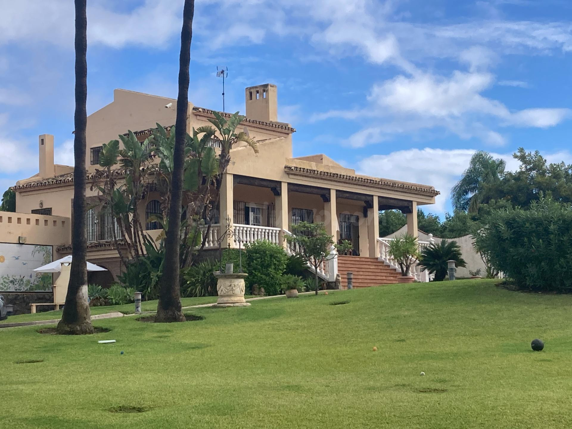 Apartamento en venta en Estepona | CABANILLAS REAL ESTATE