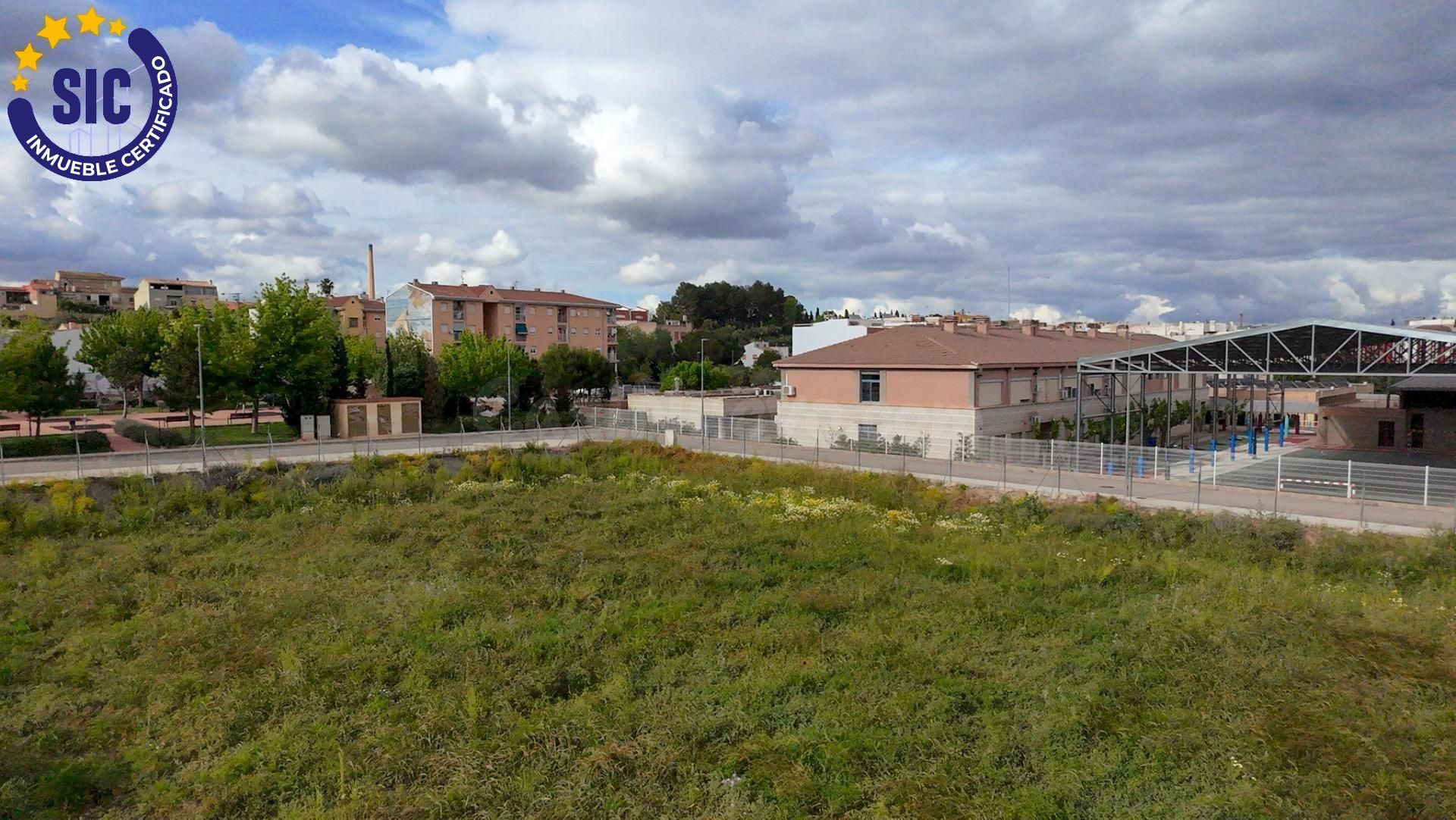 Oportunidad para promotores – Solar urbano para 8 chalets en - foto 2