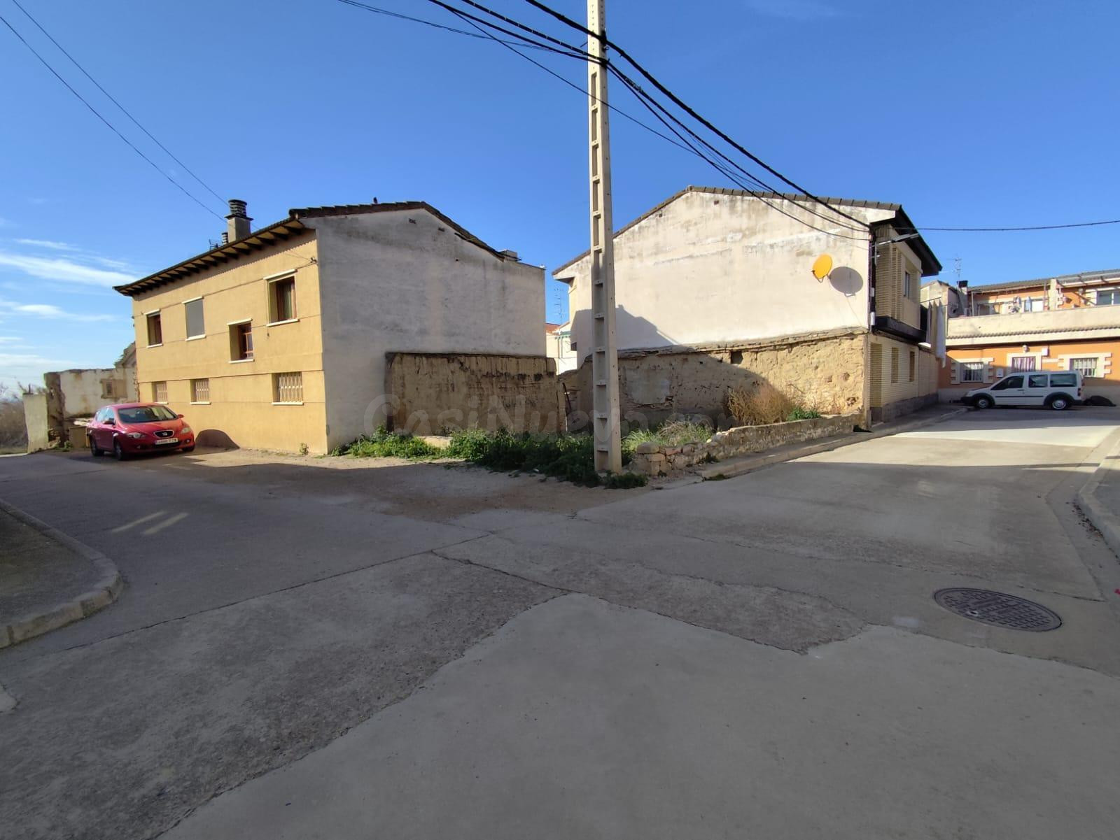 TERRENO URBANO DE 77 M2 ÚTILES EN SAN MATEO DE GALLEGO - ZAR - foto 2