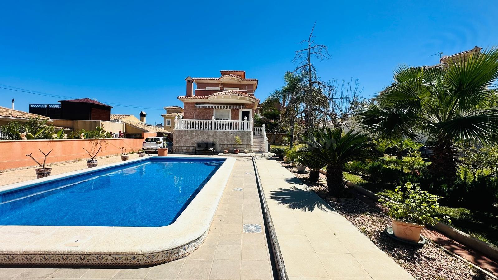 Magnifico chalet en Los Balcones