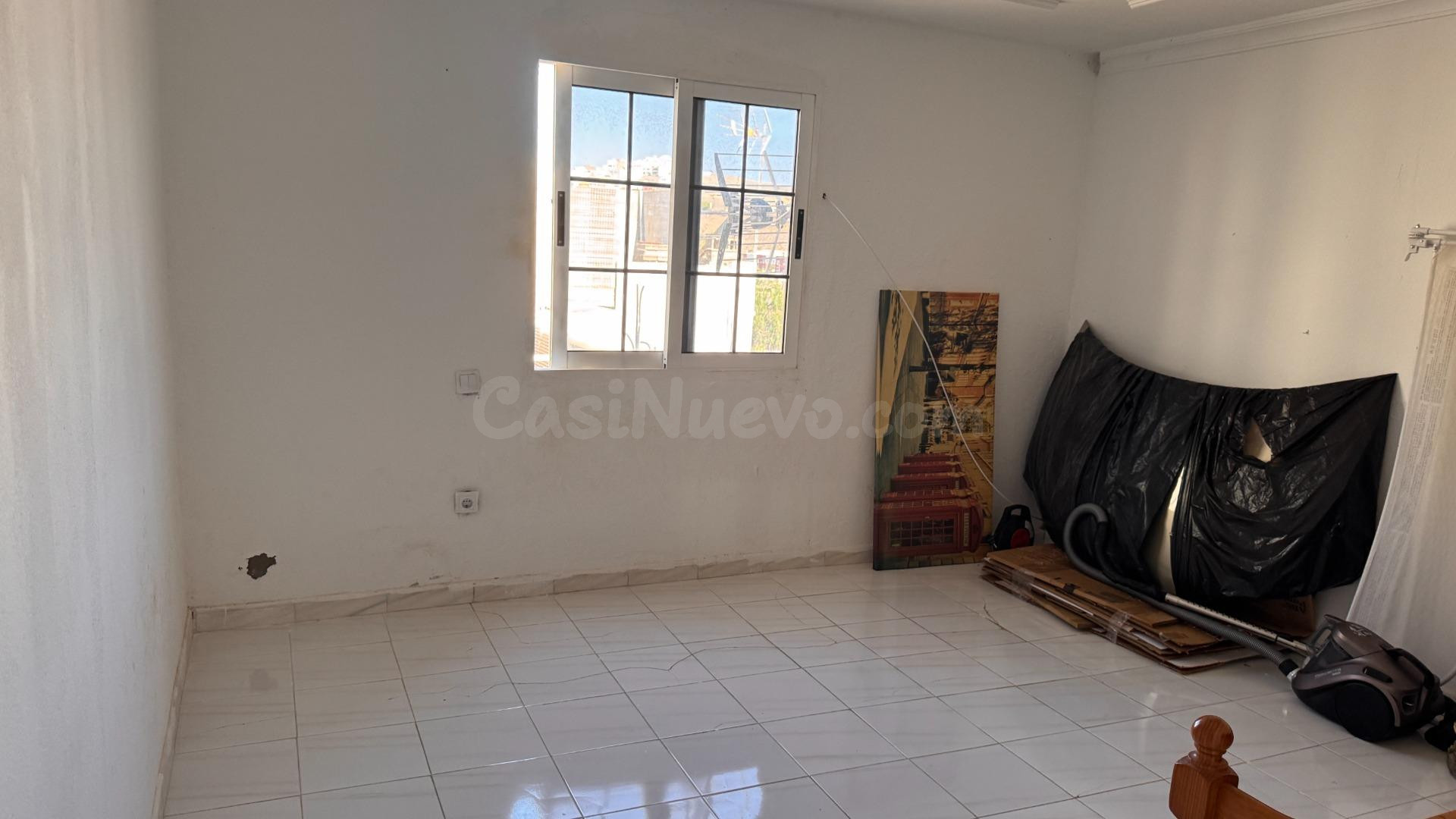 SE VENDE CASA TERRERA EN JINÁMAR - foto 4