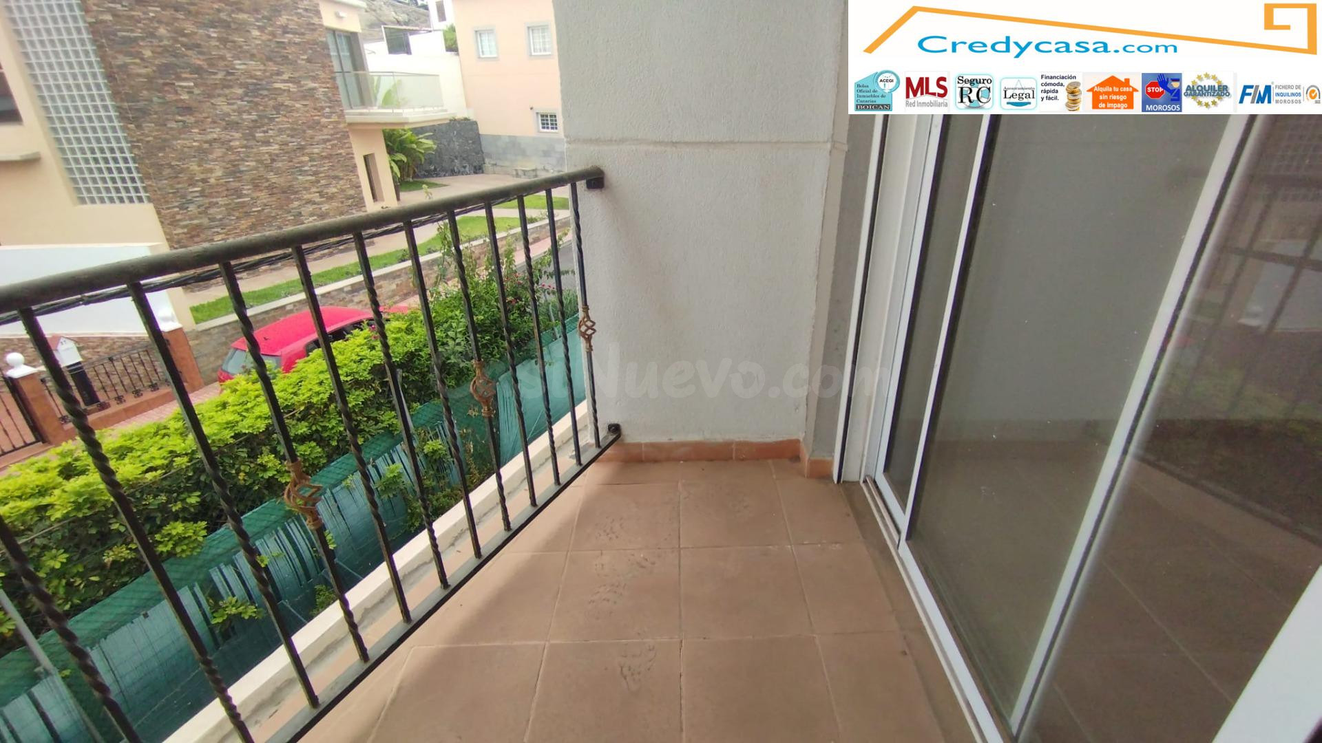 Adeje. Tijoco. Piso 2 habitaciones, solarium, 2 balcones, vi - foto 2