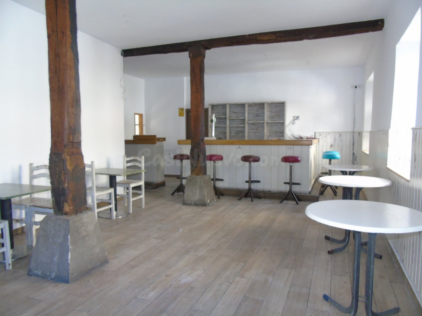 Bar restaurante en el centro de LA CAVADA
