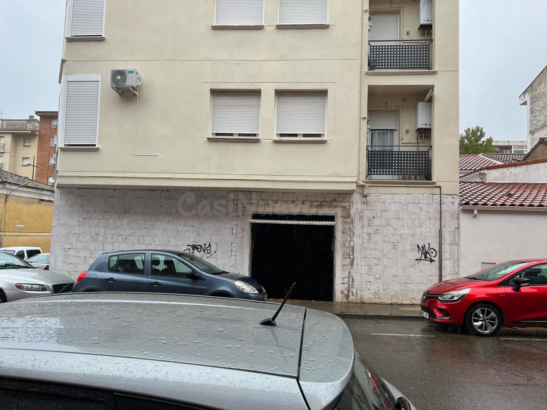 CASABANCO VENDE DOS PLAZAS DE GARAJE EN CORIA