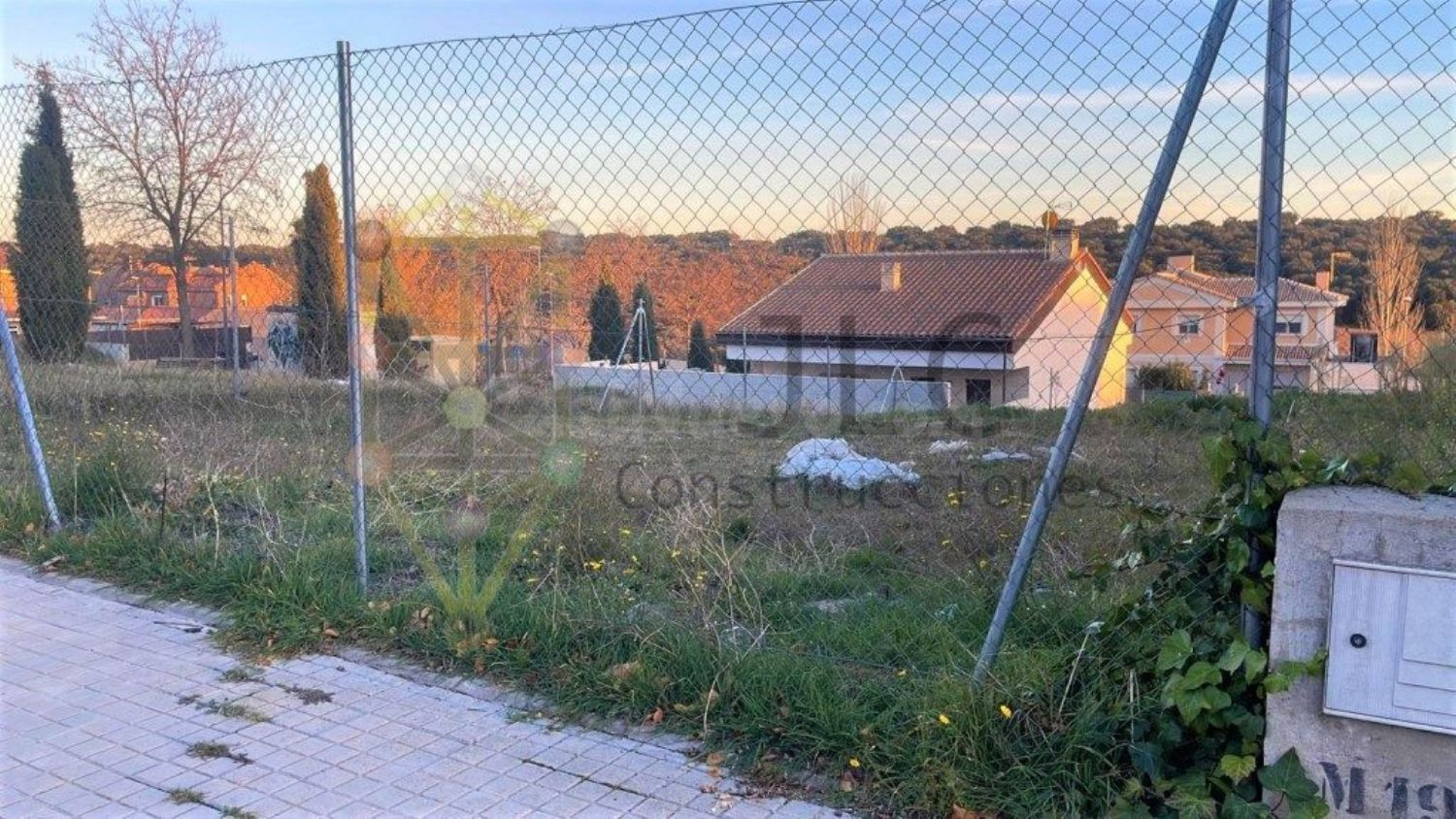 Parcela con bonitas vistas EL CASAR a 1 minuto del mercadona - foto 2