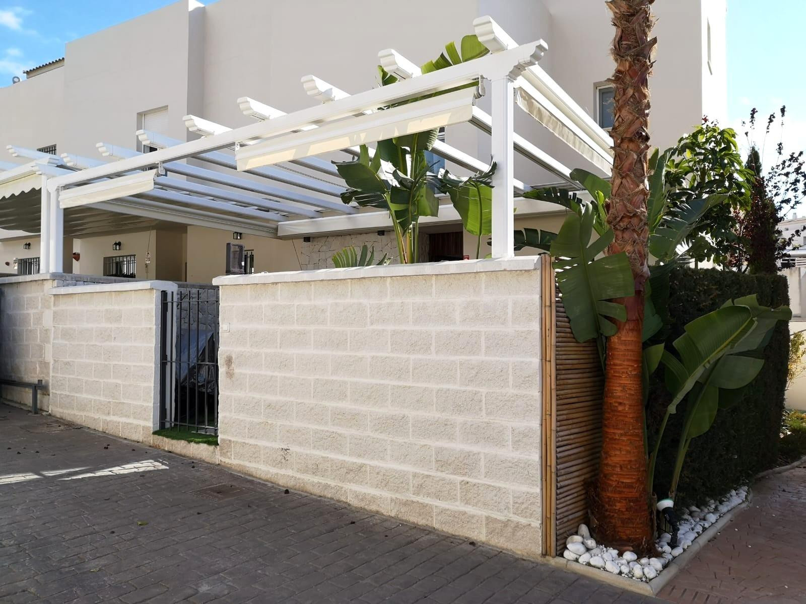 Adosado en venta en Estepona | CABANILLAS REAL ESTATE