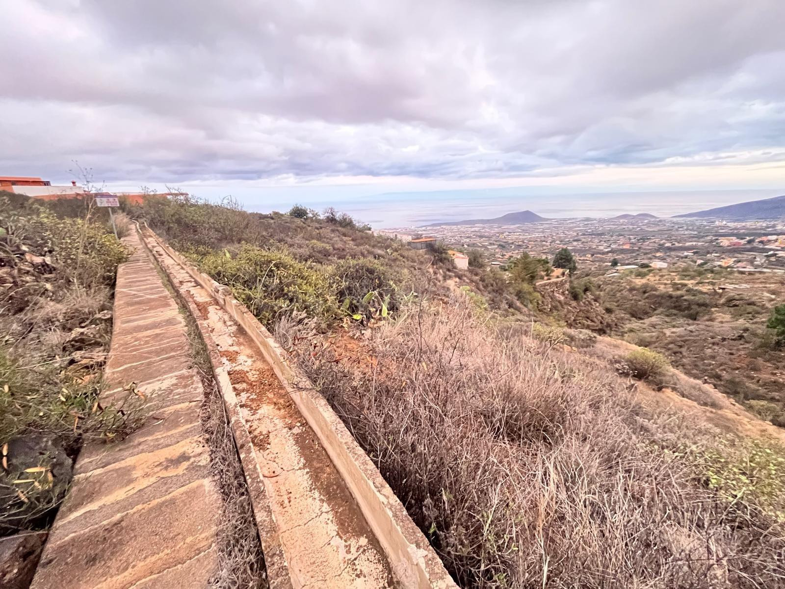 VENTA DE FINCA RÚSTICA DE 3419 MT2 EN ARAFO - foto 4