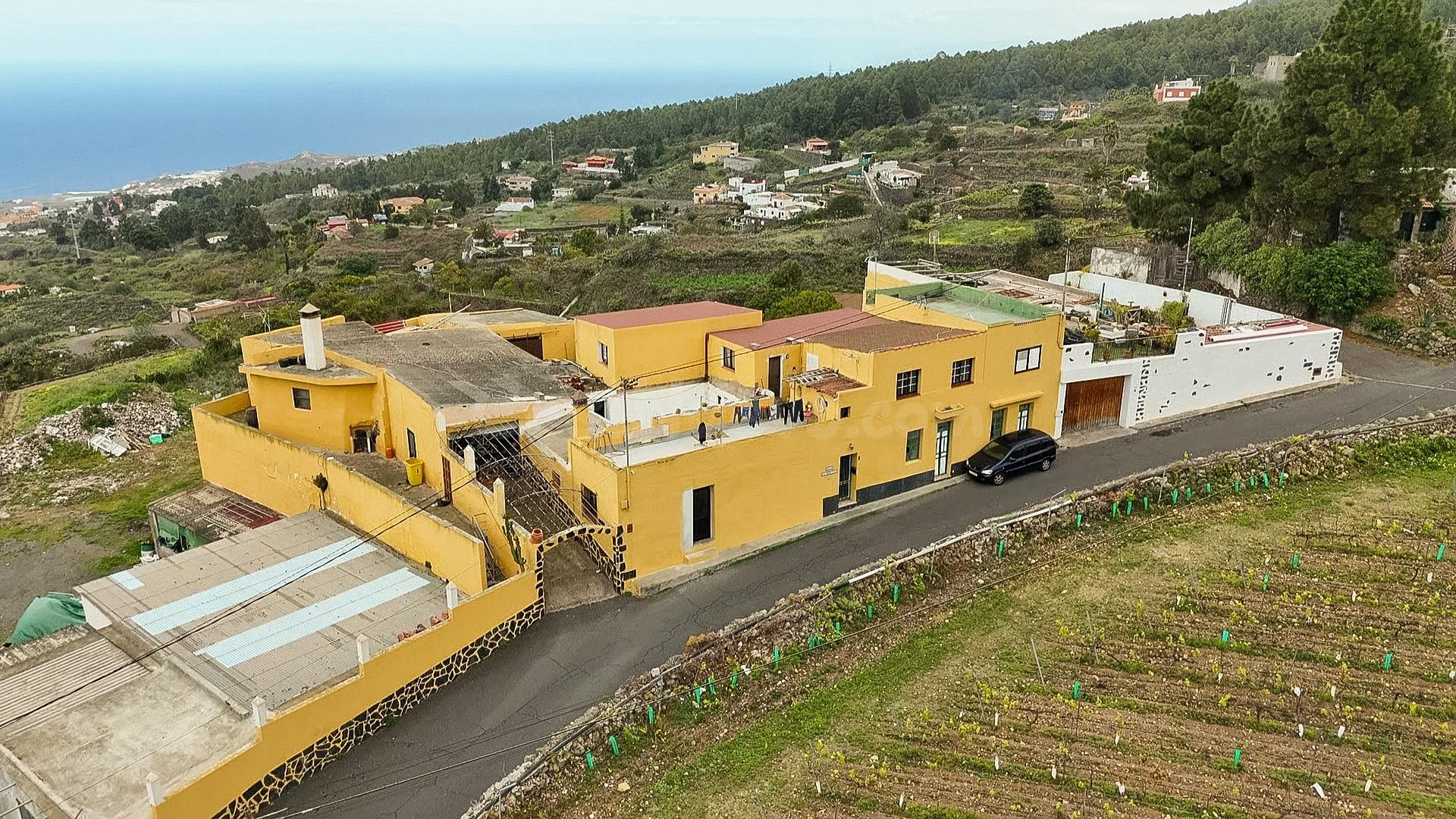 CASA INDEPENDIENTE CON TERRENO NATURALEZA Y RENTABILIDAD