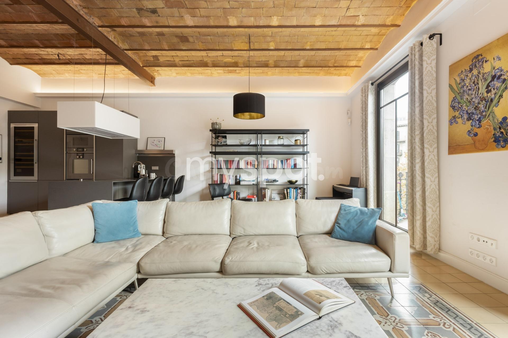 Apartamento de lujo de 3 dormitorios al lado del Plaza Catalunya