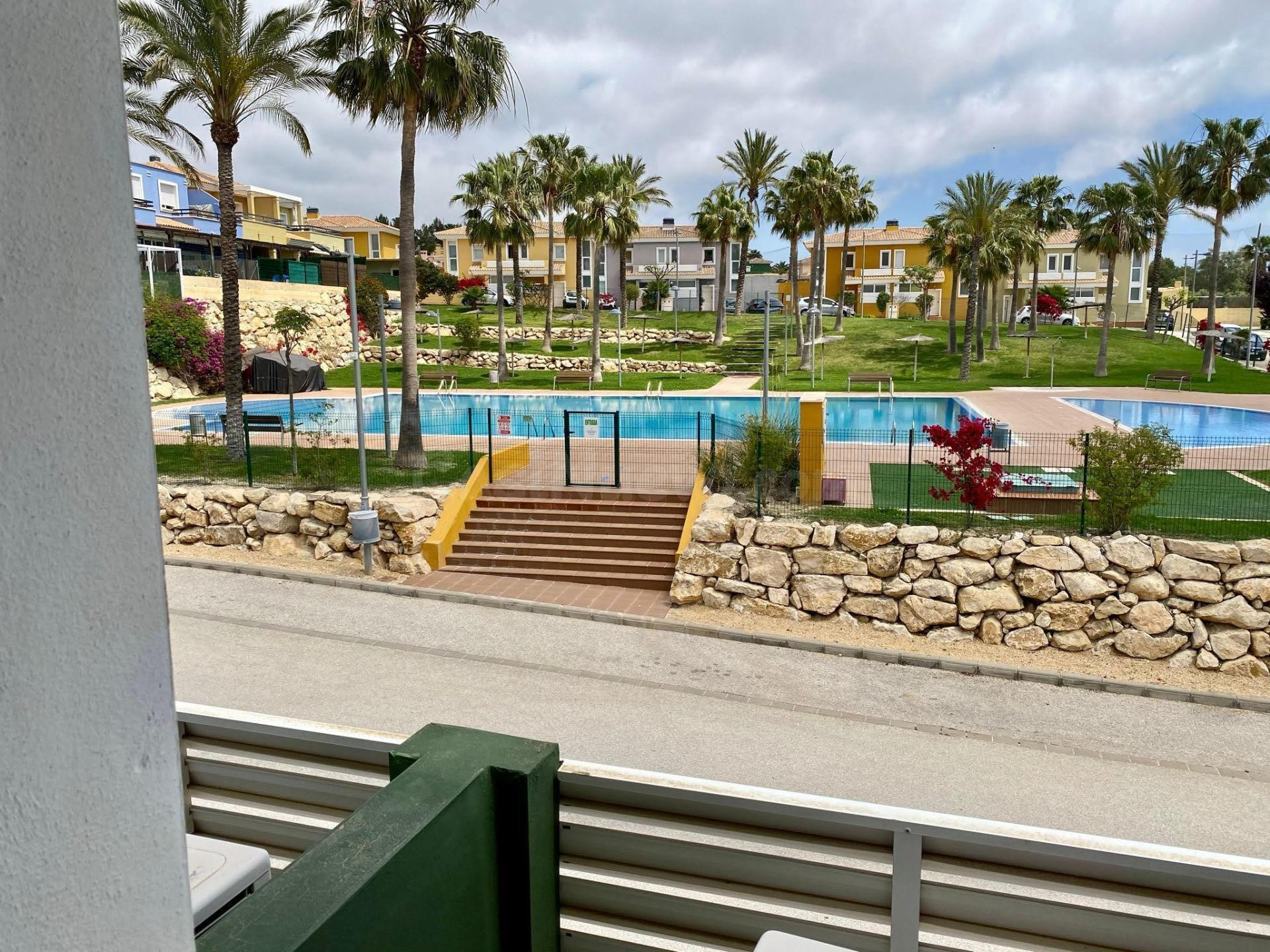 Chalet adosado en venta en calle del Marge