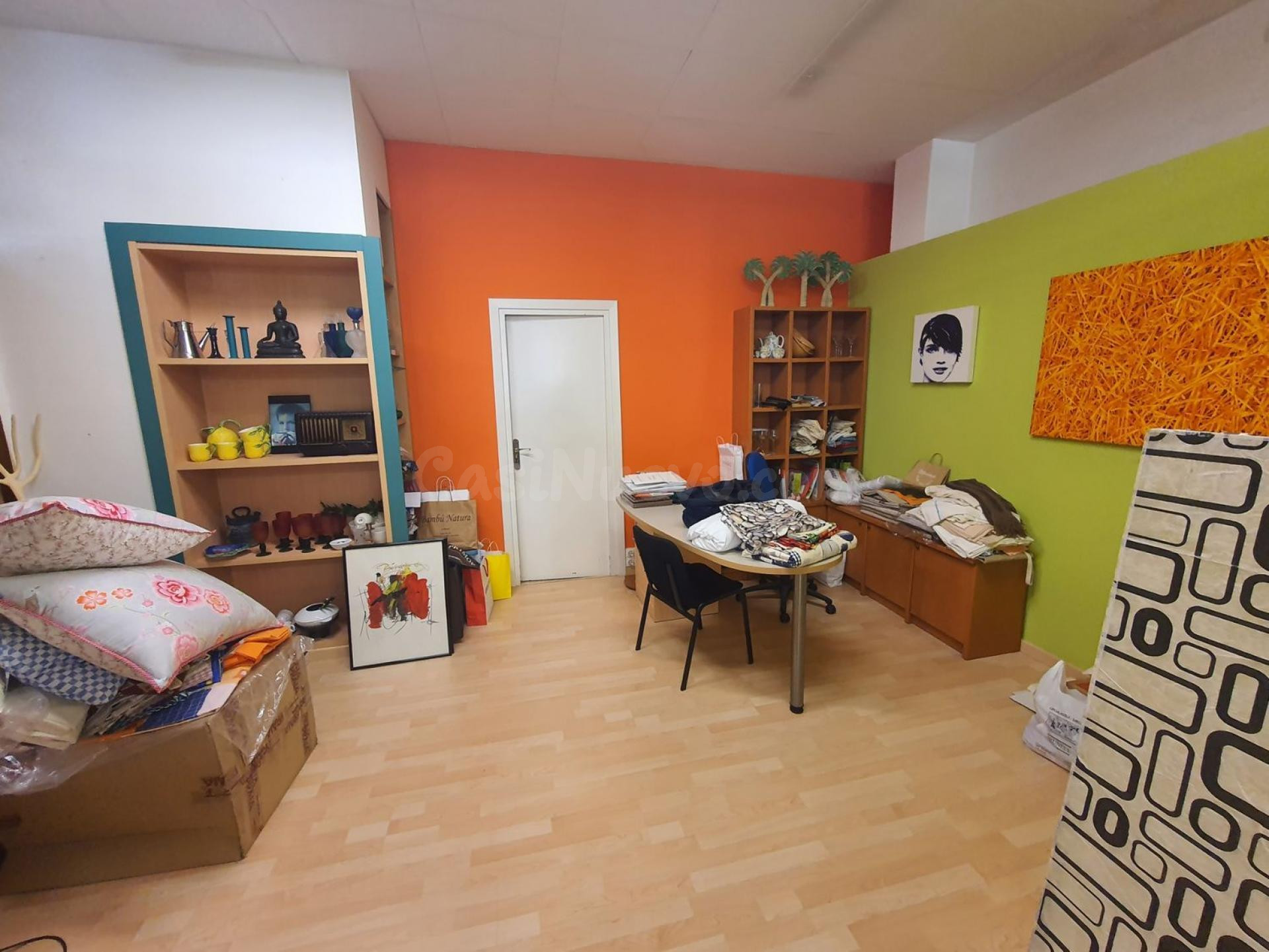 LOCAL EN VENTA UBICADO EN EL EDIFICIO PARKINSOL DE CALELLA EN LA CALLE SANT JAUME - foto 5