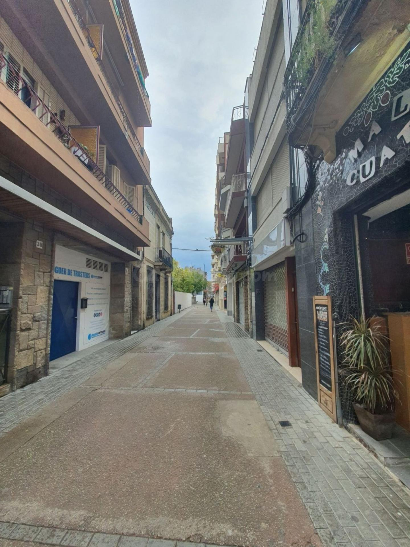 LOCAL COMERCIAL REFORMADO EN ALQUILER EN EL CENTRO DE CALELL - foto 5