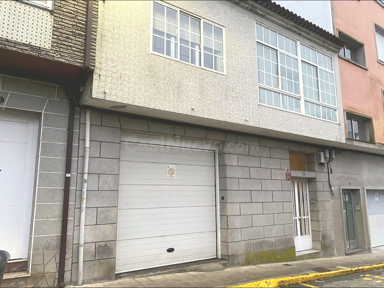 EN VENTA CASA PLENO CENTRO DE CALDAS DE REIS DE DOS PLANTAS  - foto 2