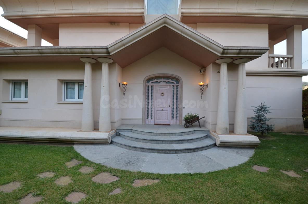 Gran local en venta en Altea - foto 4