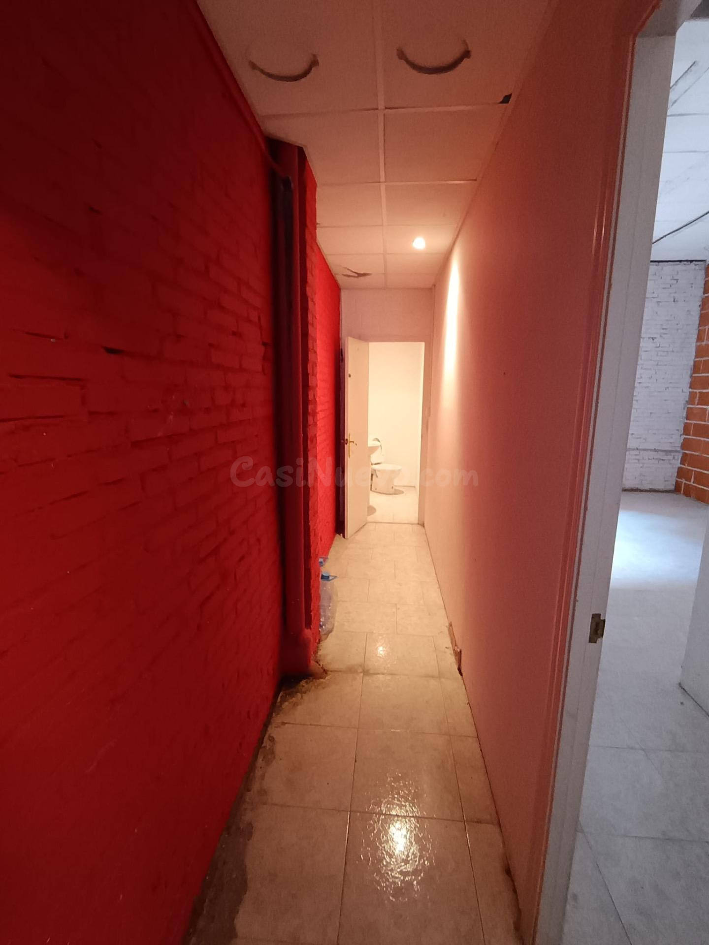 LOCAL DE 100 M2 EN VENTA EN PINEDA DE MAR CON TERRAZA Y POSI - foto 5