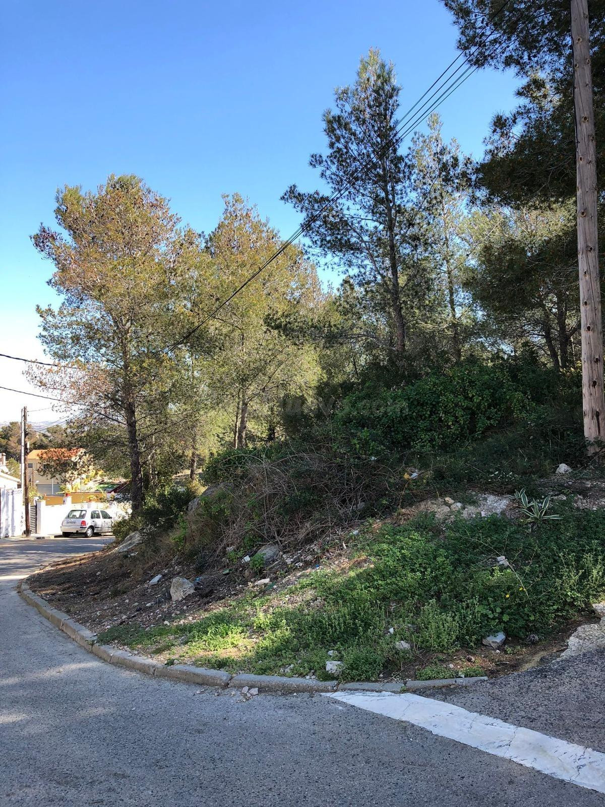 Parcela urbana en venta en Can Gordey – La Bisbal del Penedè - foto 2